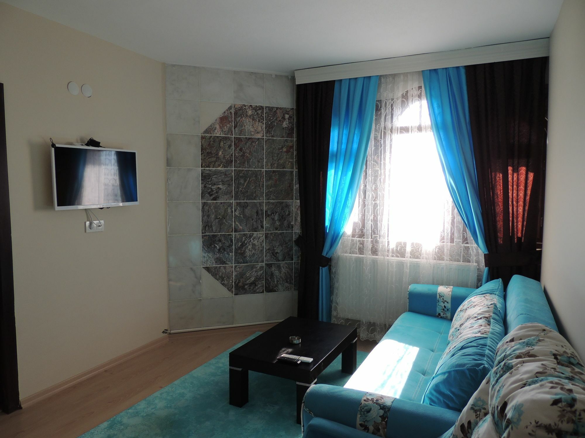 Haznedar Koeskue Aparthotel Büyükçekmece Exteriör bild